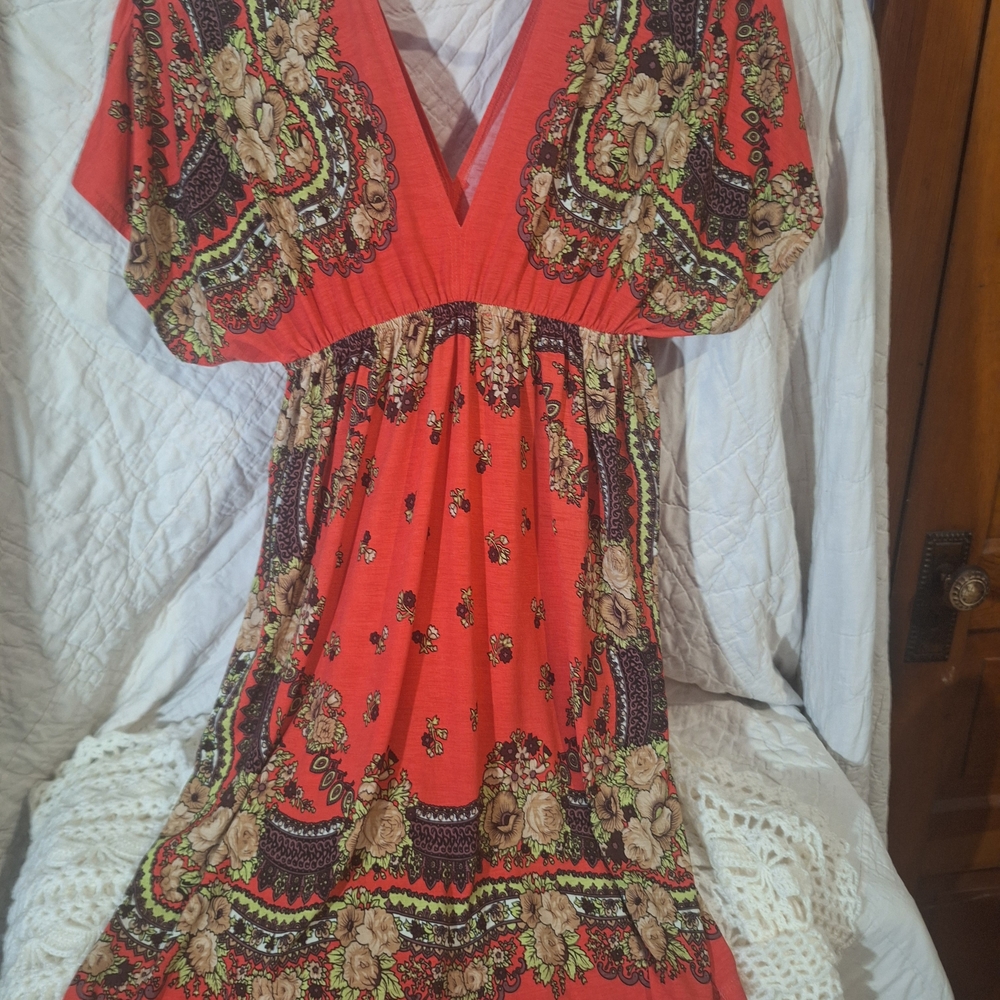 Body Central Red and Black Floral Midi Dress